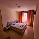 Lilou - 3 Pools, Spa, Gym, Playgrounds Apartamento Sunny Beach