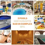 Apartamento Lilou - 3 Pools, Spa, Gym, Playgrounds