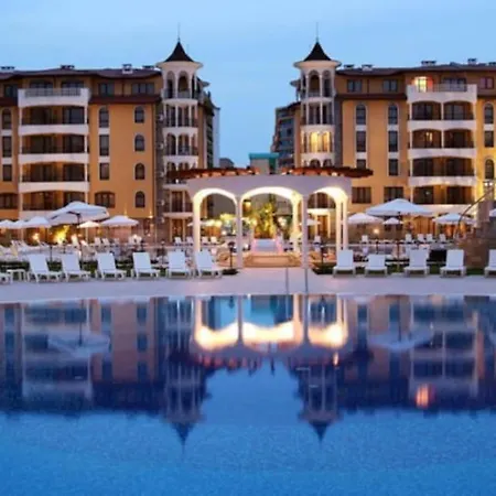 Διαμέρισμα Lilou - 3 Pools, Spa, Gym, Playgrounds