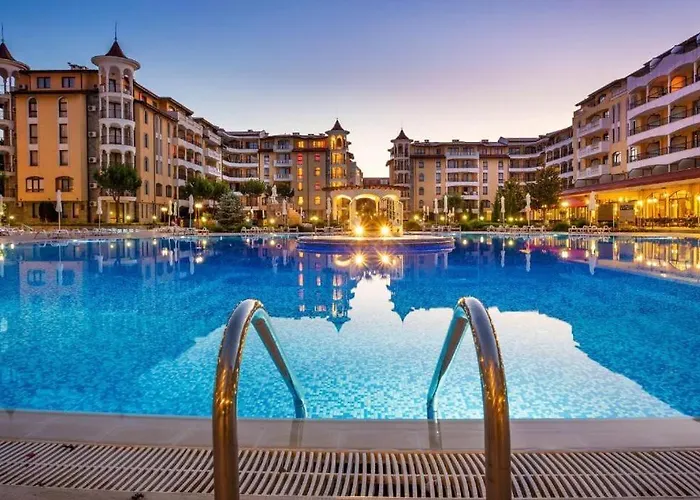 Apartmán Lilou - 3 Pools, Spa, Gym, Playgrounds *